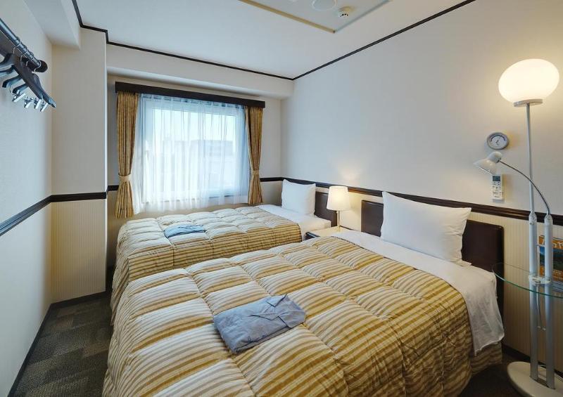 Toyoko Inn Shin-Yamaguchi-Eki Shinkansen-Guchi מראה חיצוני תמונה